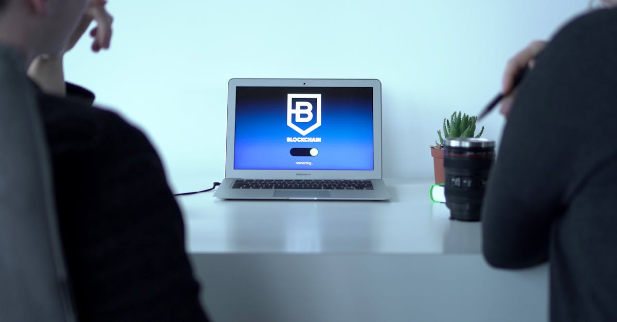 使用各种大数据和人工智能来应对不同模式游戏中的技术支持行动。